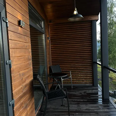 Field House 2 * Slawske